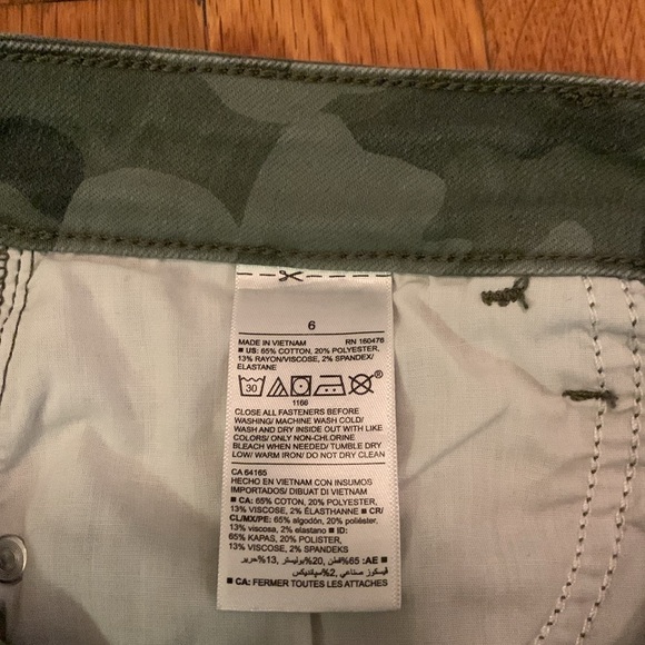 Old Navy - Rock Star Super Skinny - Mid-Rise - Women’s Size 6 - Picture 6 of 6